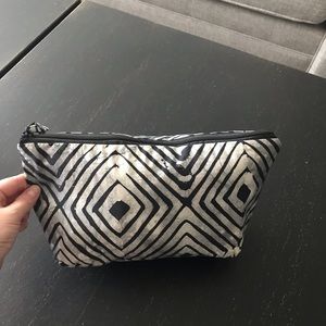 Queen Alaffia Makeup Bag Made in Ghana